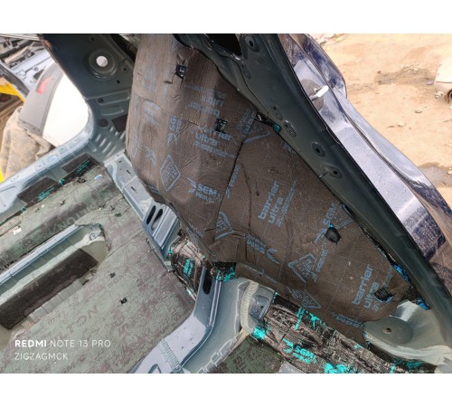 Крыло заднее левое