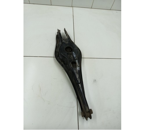 Рычаг задний нижний