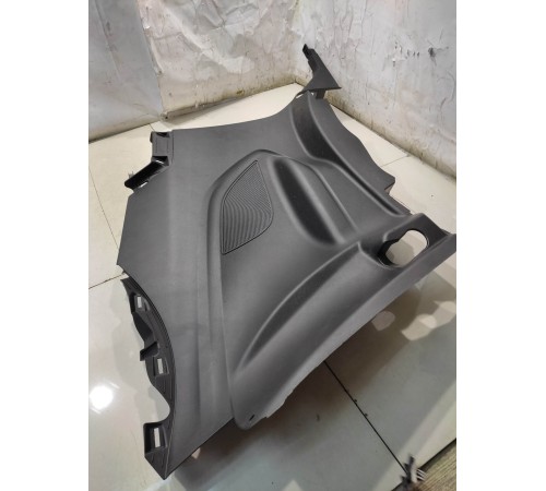 Обшивка салона (левая)