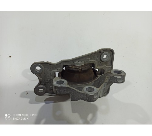 Подушка крепления двигателя