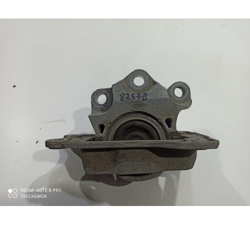 Подушка крепления двигателя