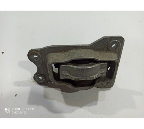 Подушка крепления двигателя