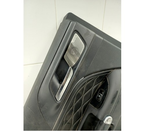 Обшивка двери задняя левая