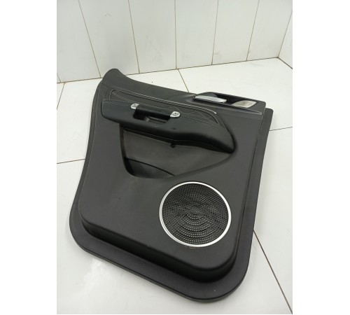 Обшивка двери задняя левая