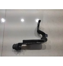 Крепление впускного коллектора(правое)