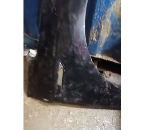 Крыло переднее правое