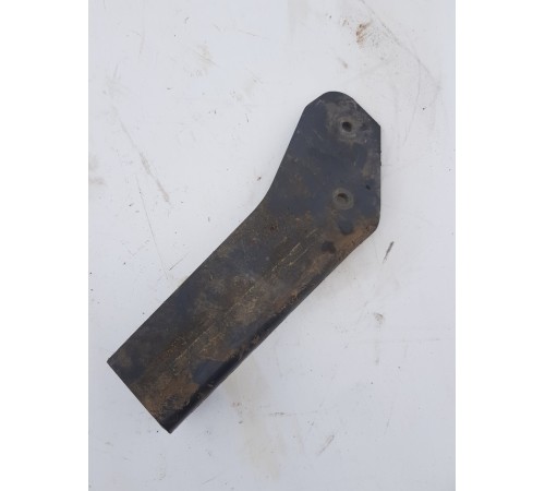 Кронштейн корпуса воздушного фильтра