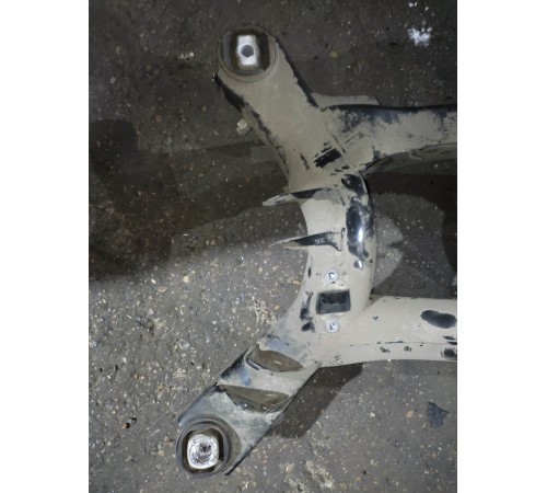 Задняя балка