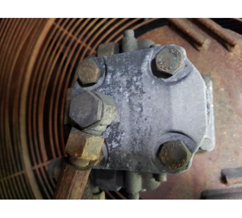 Редуктор механизм поворота кабины гидравлический