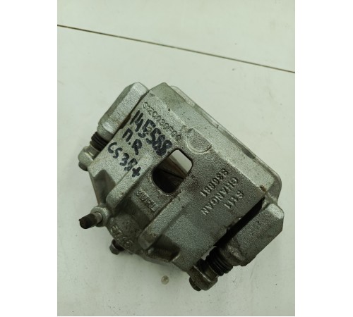 Суппорт передний правый