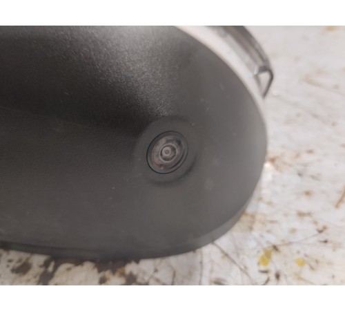 Зеркало заднего вида боковое левое