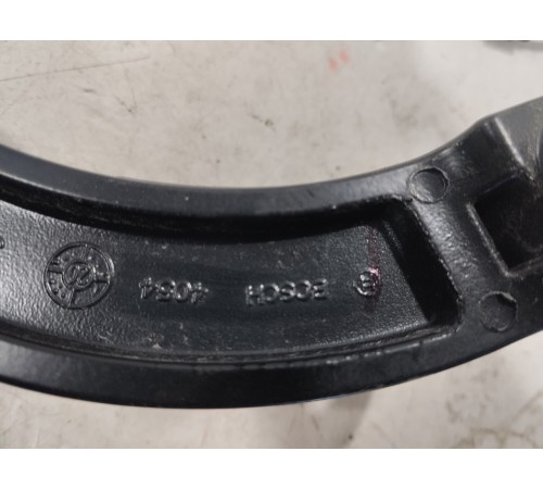 Поводок стеклоочестителя левый