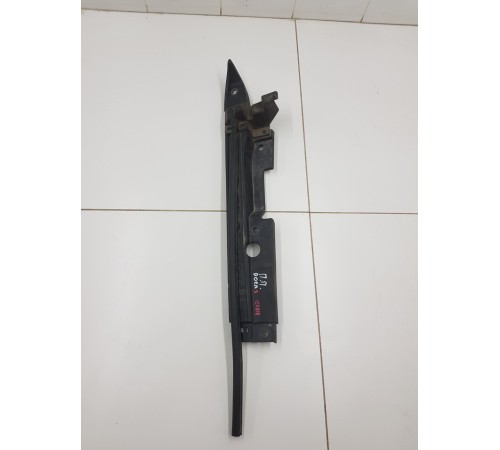 Накладка крыла передняя левая