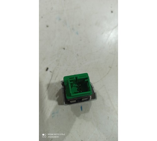 Кнопка центрального замка