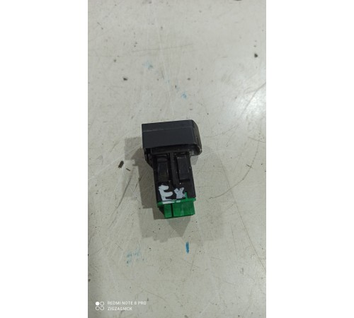 Кнопка центрального замка