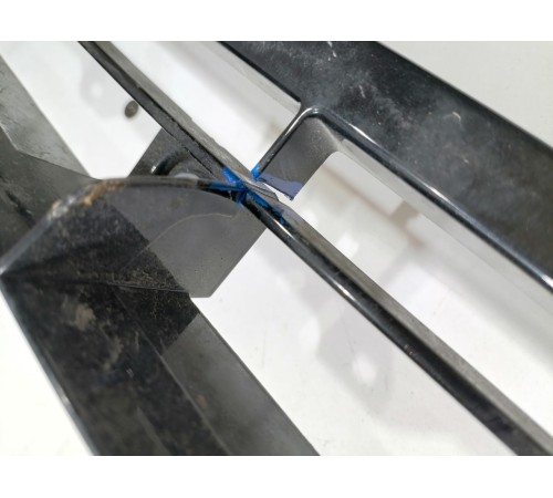 Решетка переднего бампера нижняя