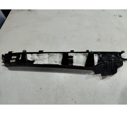 Обшивка стойки (задняя правая нижняя)