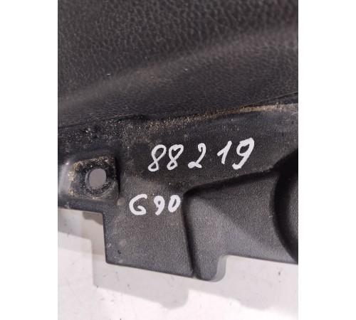 Обшивка стойки (задняя правая нижняя)