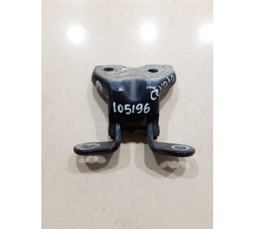 Петля двери(передняя левая нижняя)