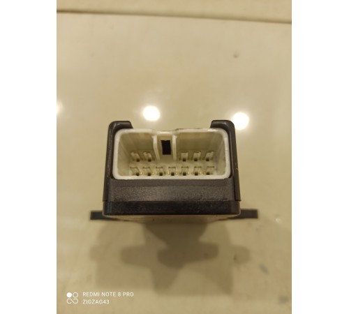 Блок управления подогревом сиденья(передний правый)