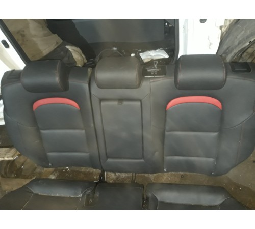 Сиденье (заднее)