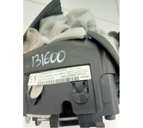 Подушка безопасности водителя