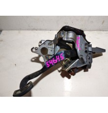 Педаль тормоза