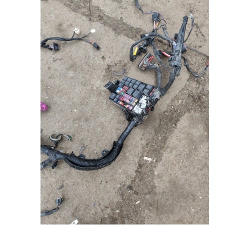 Электропроводка подкапотная с монтажным блоком