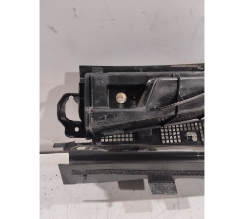 Жабо правая