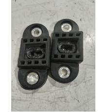 Комплект отбойников крышки багажника (2шт.) Комплект отбойников крышки багажника (2шт.)