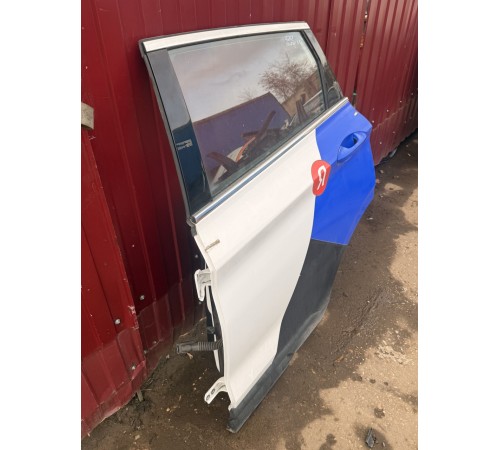 Дверь задняя левая