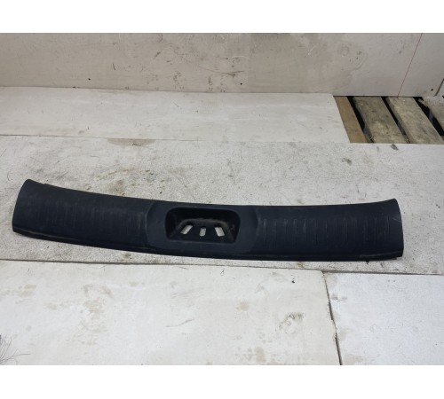 Обшивка задней панели