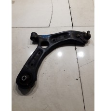 Рычаг подвески (передний правый нижний)