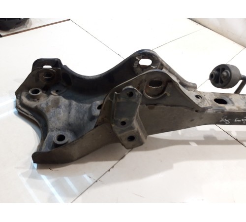 Задняя балка