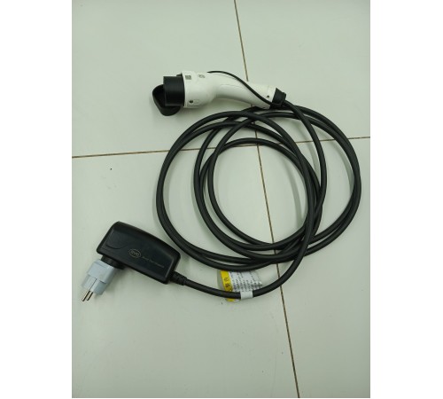 Зарядное устройство с удлинителем и переходником