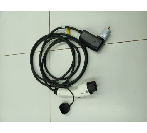 Зарядное устройство с удлинителем и переходником