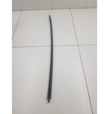 Молдинг стойки лобового стекла правая