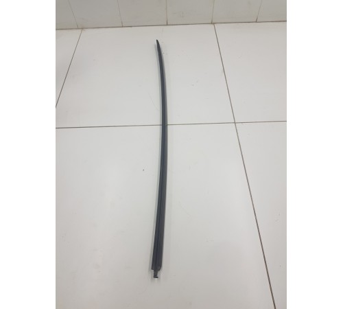 Молдинг стойки лобового стекла правая