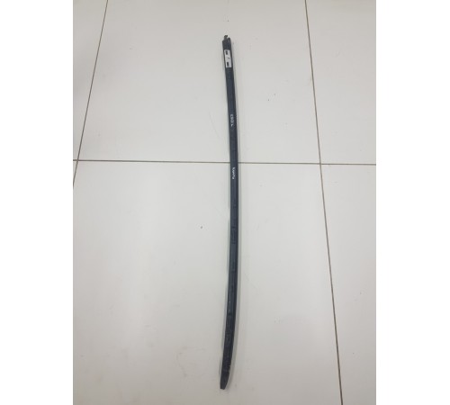 Молдинг стойки лобового стекла правая