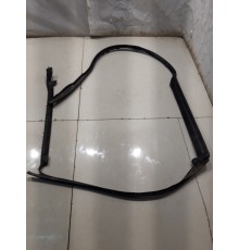 Уплотнитель двери (задний, правый)