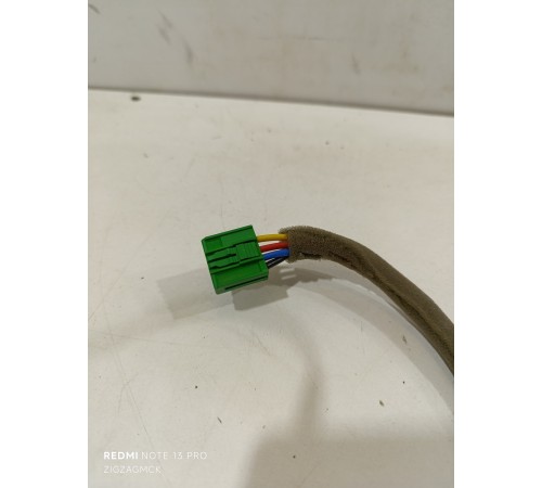 Антенна на крышу, плавник