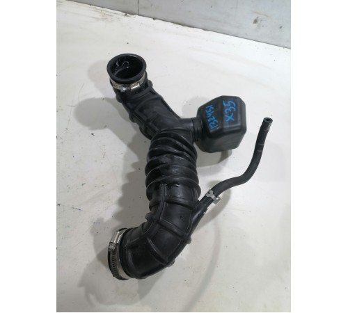 Патрубок воздушного фильтра