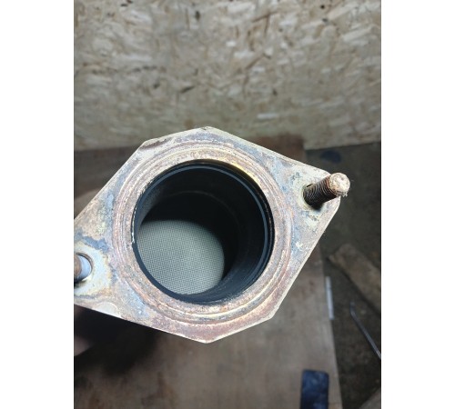 Катализатор с приемной трубой