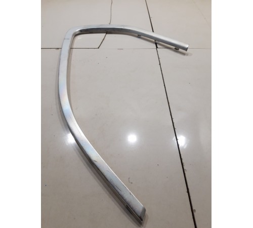 Молдинг глухого стекла задний левый