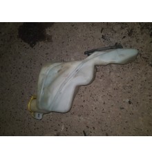 Бачок стеклоомывателя перед.