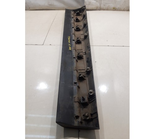 Накладка двери (передняя, левая)