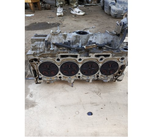 Головка блока цилиндров (ГБЦ) в сборе