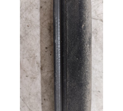 Молдинг стекла задний правый