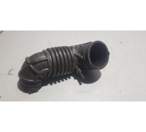 Патрубок воздушного фильтра