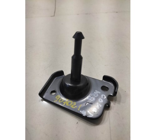 Защелка сиденья(задняя левая)